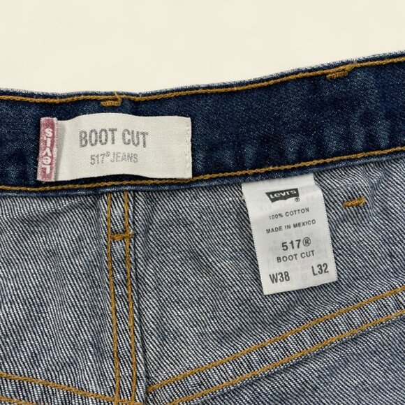 Levi's Blue Bootcut Jeans for Men - Picture 14 of 15